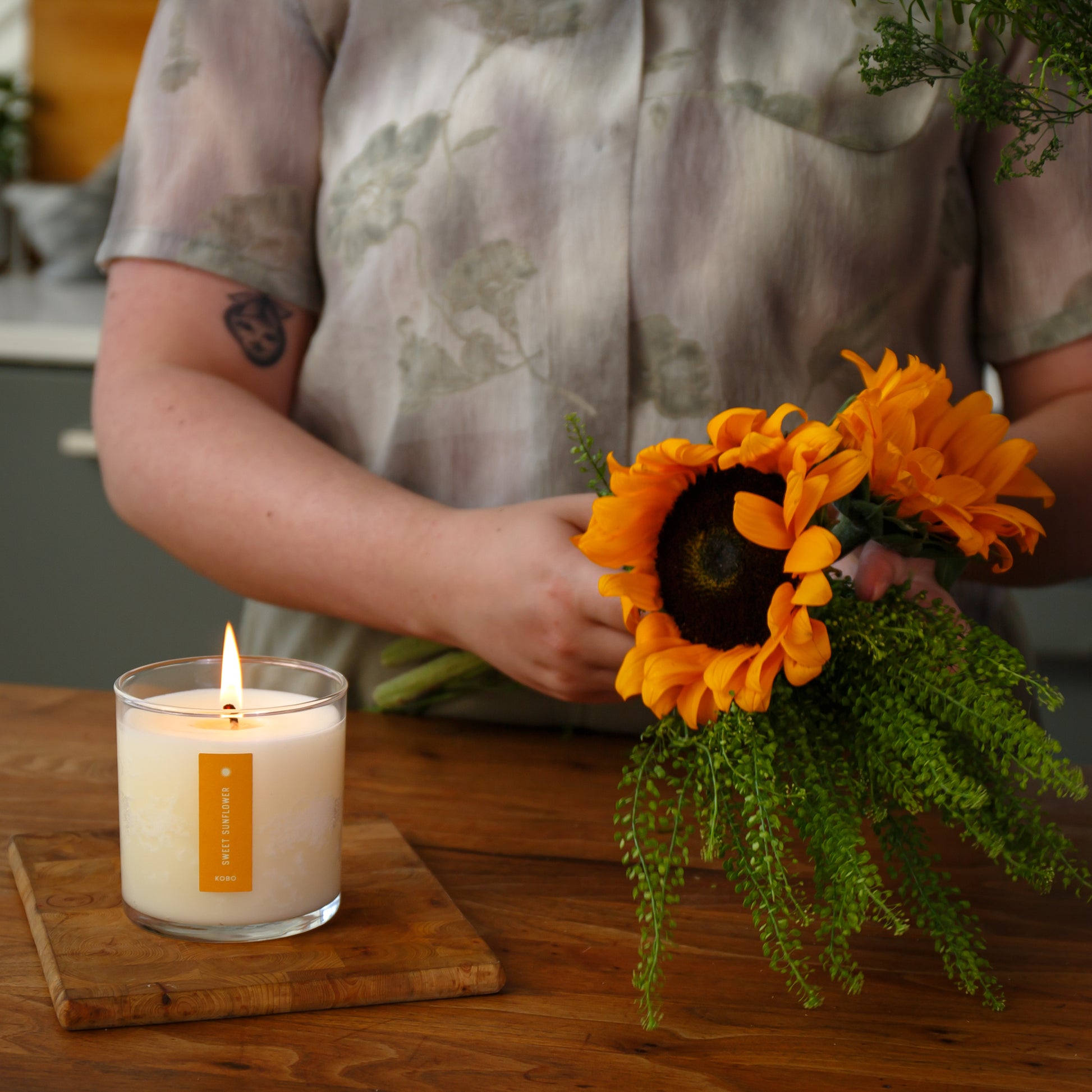 Alternate Image of Sweet Sunflower Candle